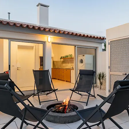 The Islet Retreat 펜션